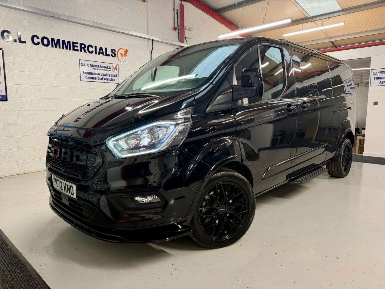 A 2022 FORD TOURNEO CUSTOM Minibus 2.0 320 EcoBlue MHEV Titanium Minibus L2 Lwb * LEATHER SEATS 9 SEAT A 2022 FORD TOURNEO CUSTOM Minibus 2.0 320 EcoBlue MHEV Titanium Minibus L2 Lwb * LEATHER SEATS 9 SEAT