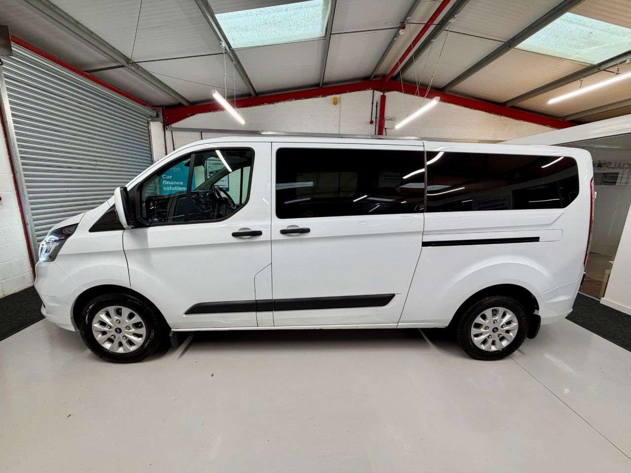 A 2019 FORD TRANSIT CUSTOM Minibus 2.0 320 EcoBlue Trend L2 LWB 9 Seat * 20,981 * LWB * LOW MILES BUS A 2019 FORD TRANSIT CUSTOM Minibus 2.0 320 EcoBlue Trend L2 LWB 9 Seat * 20,981 * LWB * LOW MILES BUS
