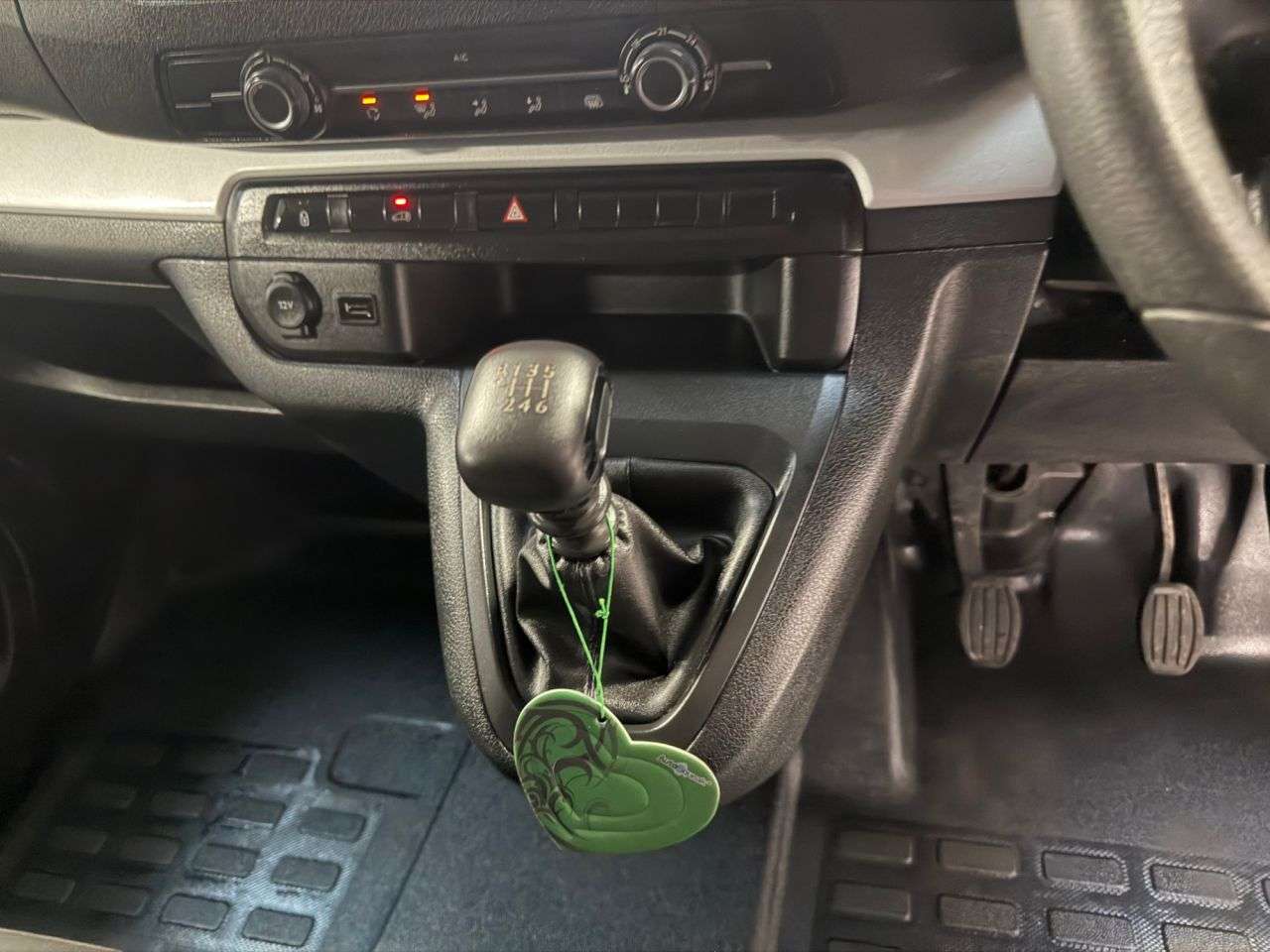 2022 VAUXHALL VIVARO 2022 VAUXHALL VIVARO