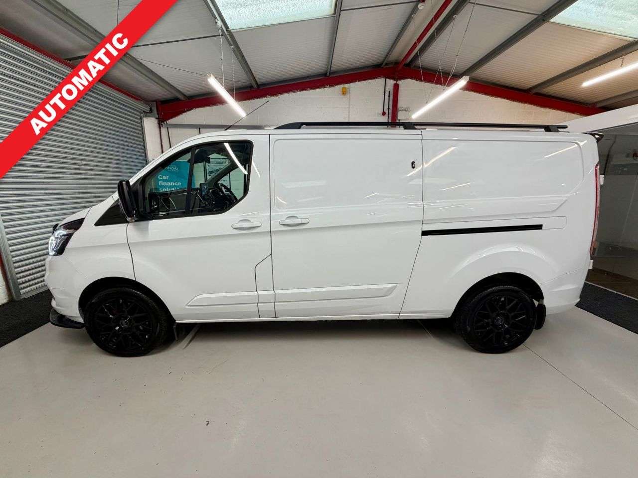 A 2019 FORD TRANSIT CUSTOM Automatic 2.0 320 EcoBlue Auto L2 LWB * PREMIUM STYLING PACK * AUTOMATIC-29 A 2019 FORD TRANSIT CUSTOM Automatic 2.0 320 EcoBlue Auto L2 LWB * PREMIUM STYLING PACK * AUTOMATIC-29