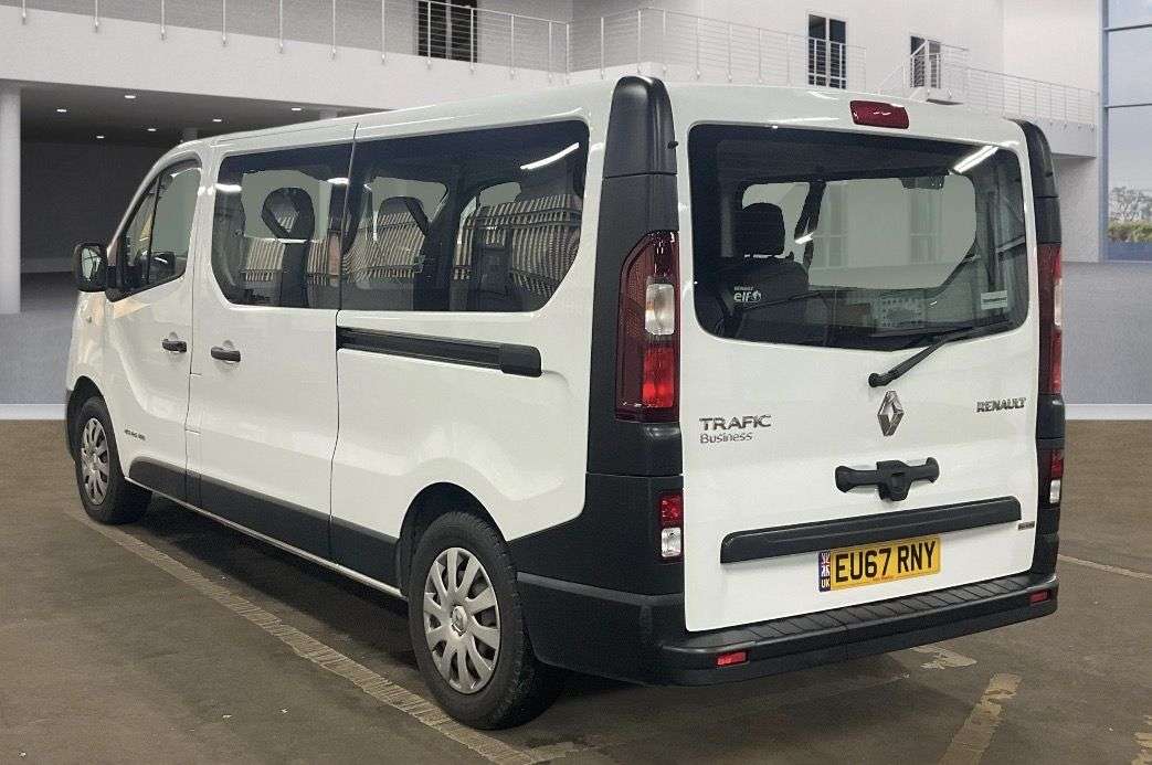 A 2017 RENAULT TRAFIC Minibus 1.6 dCi ENERGY 29 Business Minibus 5dr LWB Euro 6 9 Seat * 15,832 A A 2017 RENAULT TRAFIC Minibus 1.6 dCi ENERGY 29 Business Minibus 5dr LWB Euro 6 9 Seat * 15,832 A