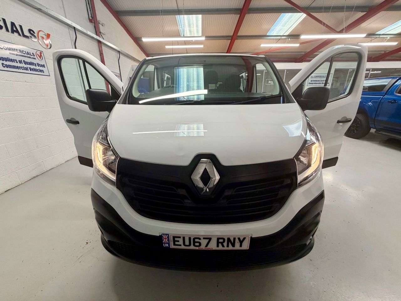 2017 RENAULT TRAFIC 2017 RENAULT TRAFIC