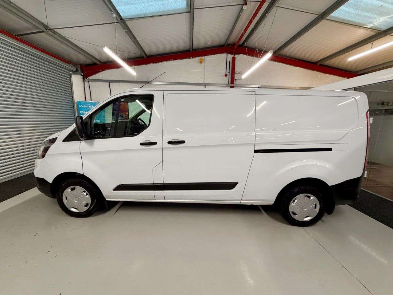 A 2020 FORD TRANSIT CUSTOM 2.0 300 EcoBlue Leader L2 H1 Euro 6 * L2 LWB AIR CON * 1 OWNER | EX FLEET | A 2020 FORD TRANSIT CUSTOM 2.0 300 EcoBlue Leader L2 H1 Euro 6 * L2 LWB AIR CON * 1 OWNER | EX FLEET |