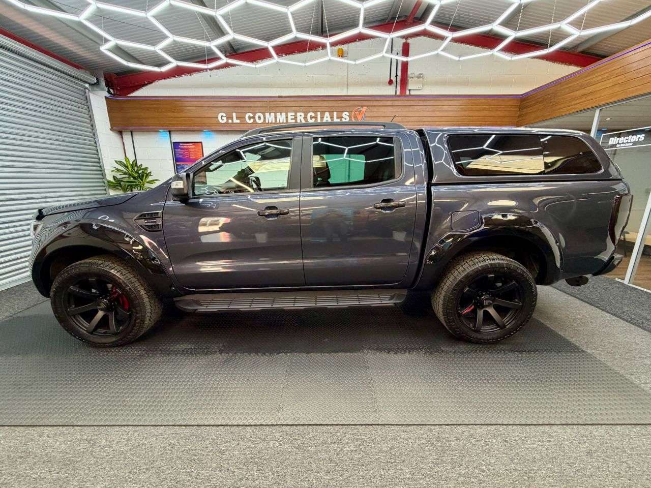 A 2023 FORD RANGER 2.0 EcoBlue Wildtrak Pickup Double Cab Auto 4WD 213 BHP * WIDE ARCH STYLING A 2023 FORD RANGER 2.0 EcoBlue Wildtrak Pickup Double Cab Auto 4WD 213 BHP * WIDE ARCH STYLING