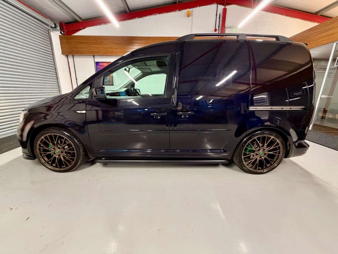 A 2020 VOLKSWAGEN CADDY 2.0 TDI C20 R-Line SWB Euro 6 * R-LINE EDITION * 1 OWNER | FSH | 2 KEYS | A 2020 VOLKSWAGEN CADDY 2.0 TDI C20 R-Line SWB Euro 6 * R-LINE EDITION * 1 OWNER | FSH | 2 KEYS |