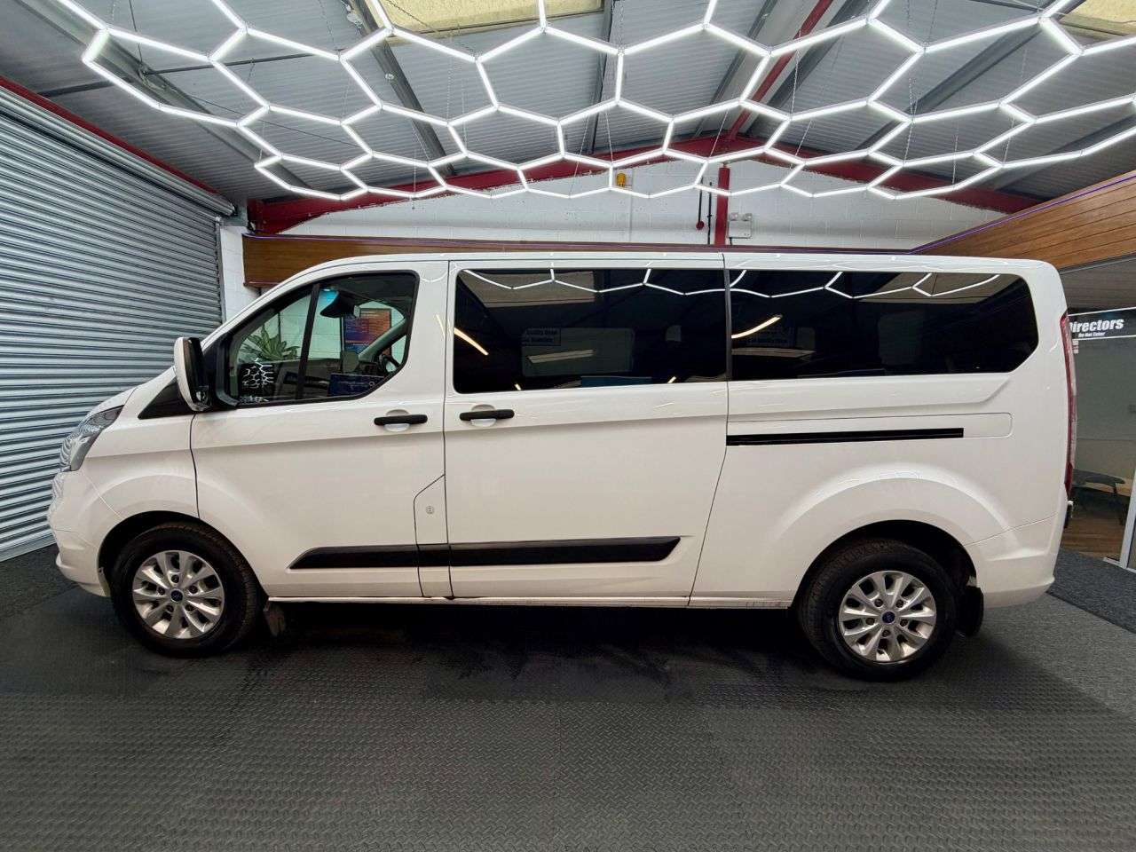 A 2022 FORD TRANSIT CUSTOM Minibus 2.0 320 EcoBlue Trend Kombi L2 * 9 SEATER ALLOY WHEELS * 9 SEATER | A 2022 FORD TRANSIT CUSTOM Minibus 2.0 320 EcoBlue Trend Kombi L2 * 9 SEATER ALLOY WHEELS * 9 SEATER |