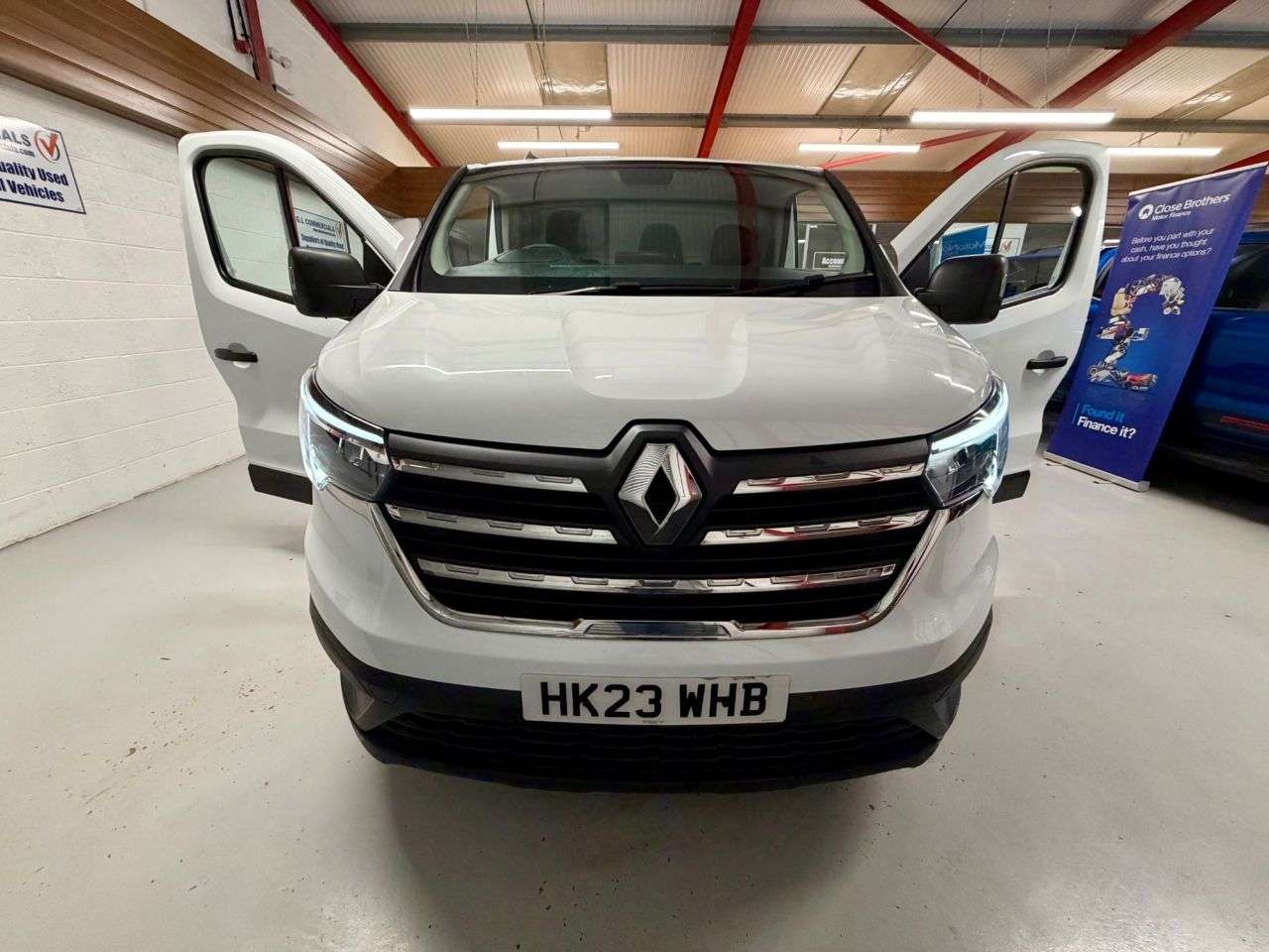 2023 RENAULT TRAFIC 2023 RENAULT TRAFIC