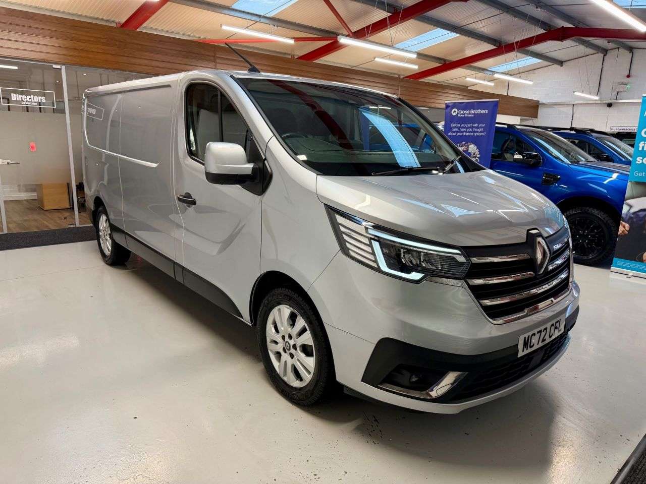 A 2023 RENAULT TRAFIC 2.0 dCi Blue LL30 Sport L2 LWB Euro 6 130 bhp * SPORT L2 LWB * 1 OWNER | EX A 2023 RENAULT TRAFIC 2.0 dCi Blue LL30 Sport L2 LWB Euro 6 130 bhp * SPORT L2 LWB * 1 OWNER | EX