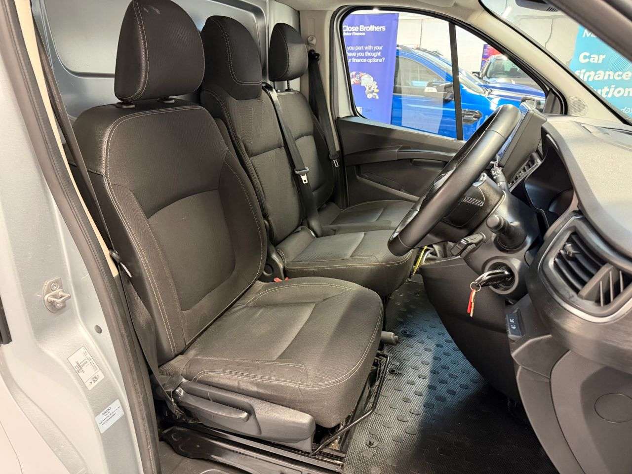 2023 RENAULT TRAFIC 2023 RENAULT TRAFIC