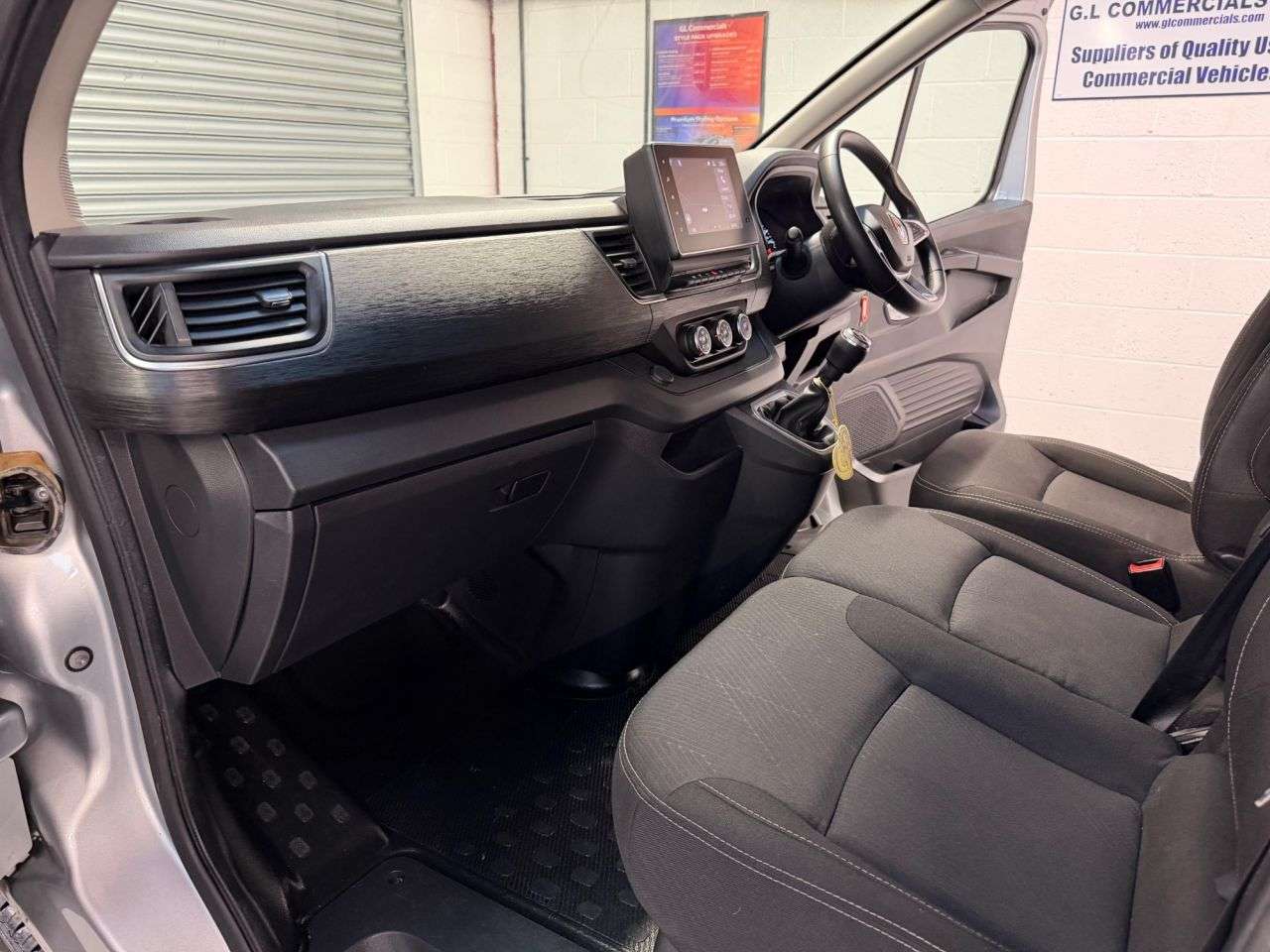 2023 RENAULT TRAFIC 2023 RENAULT TRAFIC