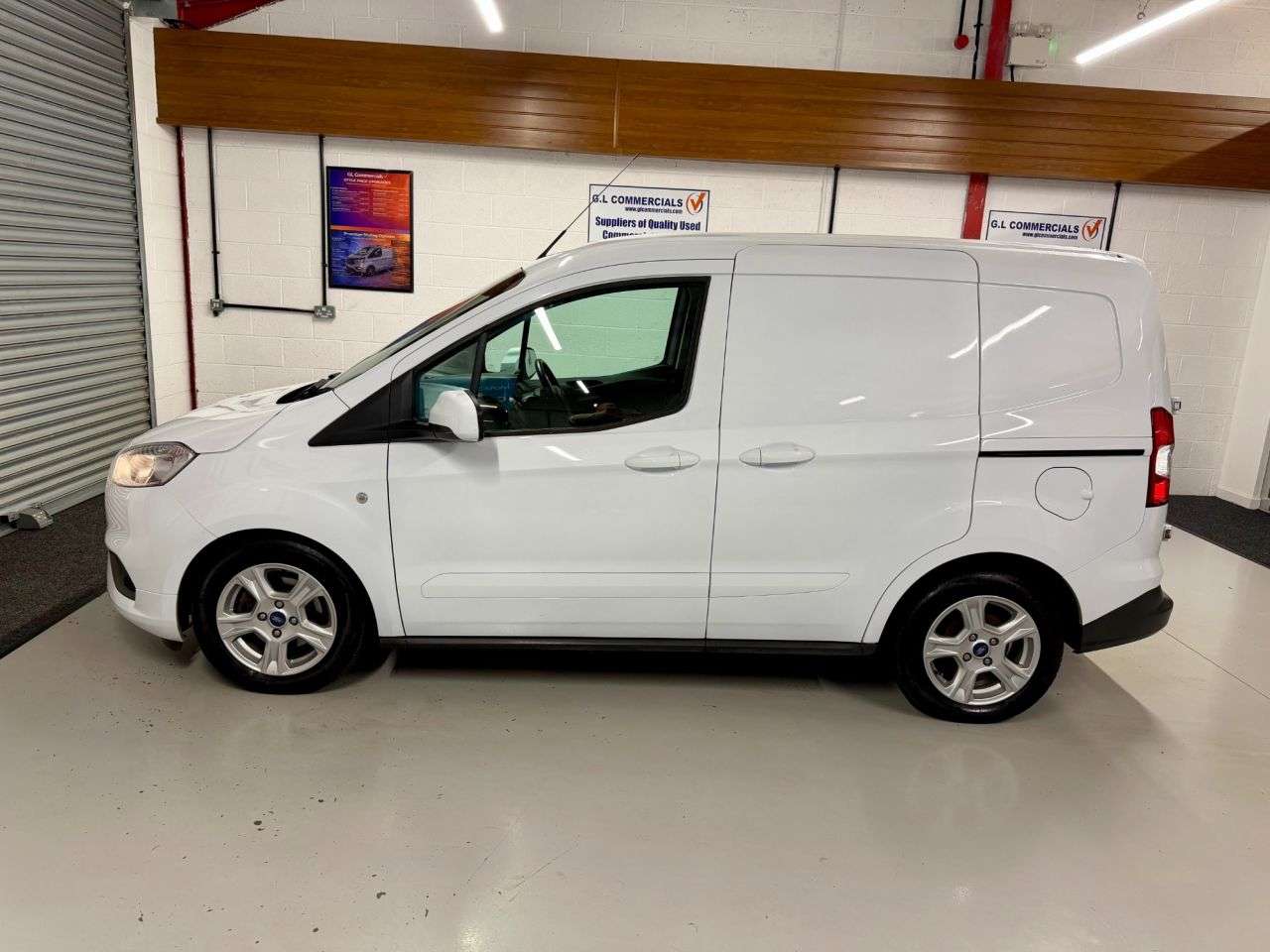 A 2022 FORD TRANSIT COURIER 1.5 TDCi Limited Panel Van L1 Euro 6 * 33,102 * 1 OWNER | EX FLEET | FSH | A 2022 FORD TRANSIT COURIER 1.5 TDCi Limited Panel Van L1 Euro 6 * 33,102 * 1 OWNER | EX FLEET | FSH |