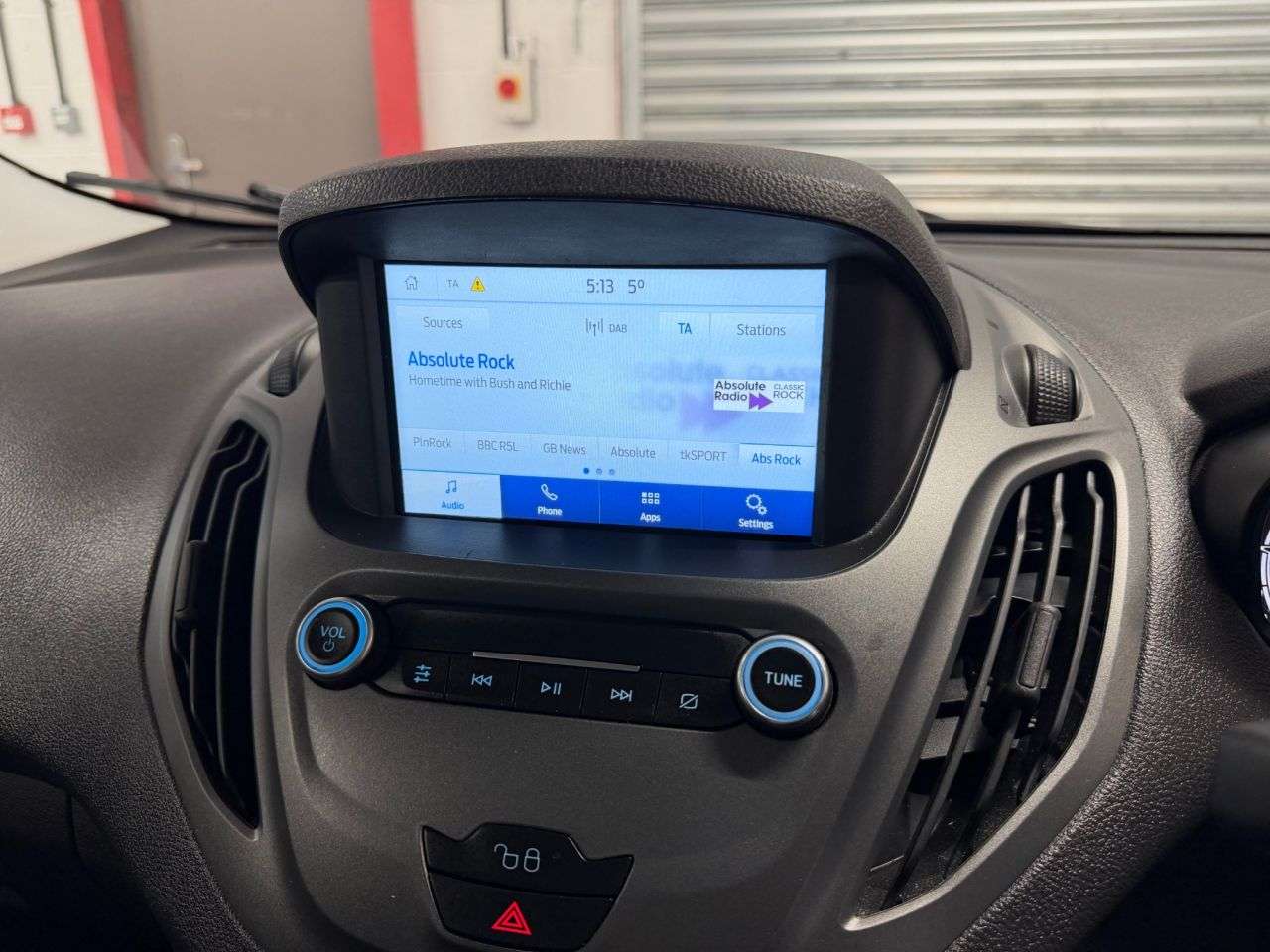 2022 FORD TRANSIT COURIER 2022 FORD TRANSIT COURIER