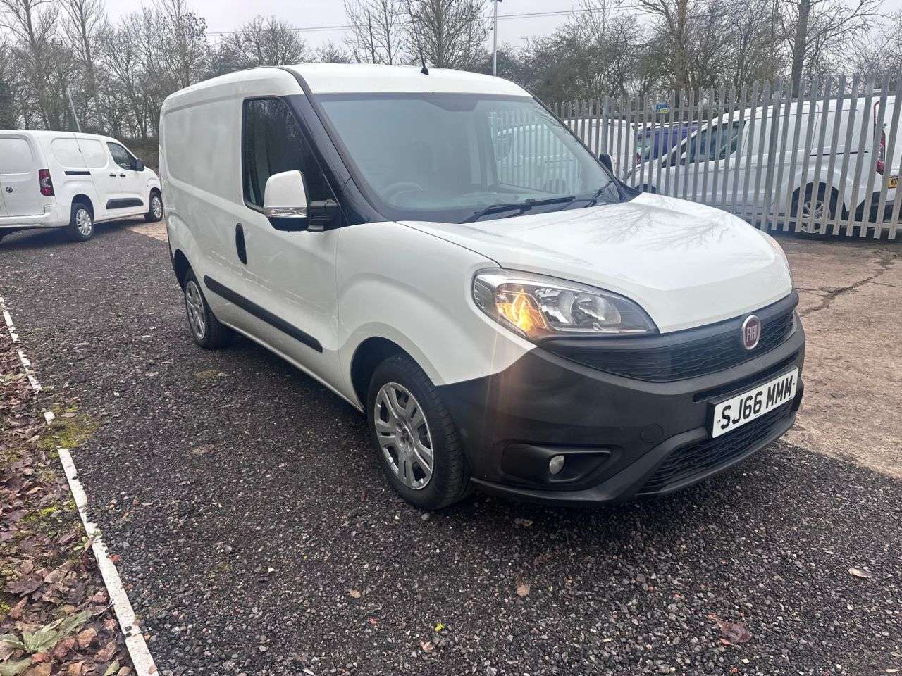 A 2016 FIAT DOBLO 1.3 JTD MultiJet 16v SX Panel Van 4dr Diesel Manual L1 H1 (126 g/km, 90 bhp A 2016 FIAT DOBLO 1.3 JTD MultiJet 16v SX Panel Van 4dr Diesel Manual L1 H1 (126 g/km, 90 bhp