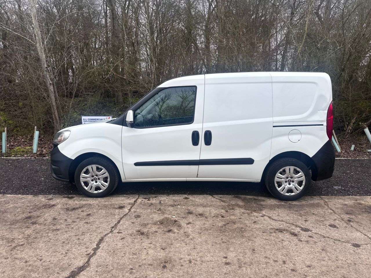 A 2016 FIAT DOBLO 1.3 JTD MultiJet 16v SX Panel Van 4dr Diesel Manual L1 H1 (126 g/km, 90 bhp A 2016 FIAT DOBLO 1.3 JTD MultiJet 16v SX Panel Van 4dr Diesel Manual L1 H1 (126 g/km, 90 bhp