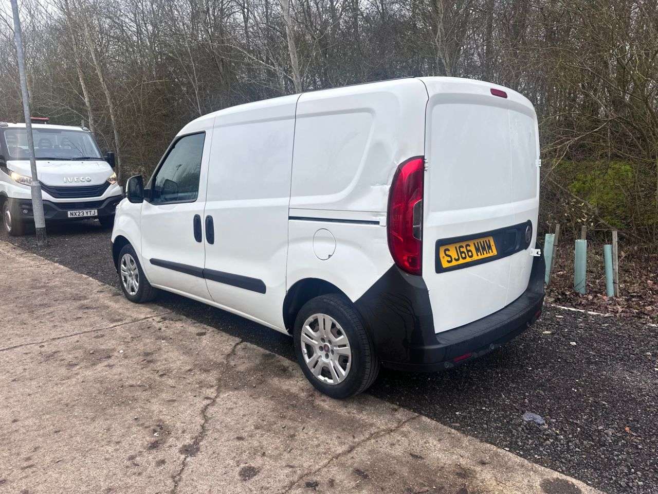 A 2016 FIAT DOBLO 1.3 JTD MultiJet 16v SX Panel Van 4dr Diesel Manual L1 H1 (126 g/km, 90 bhp A 2016 FIAT DOBLO 1.3 JTD MultiJet 16v SX Panel Van 4dr Diesel Manual L1 H1 (126 g/km, 90 bhp