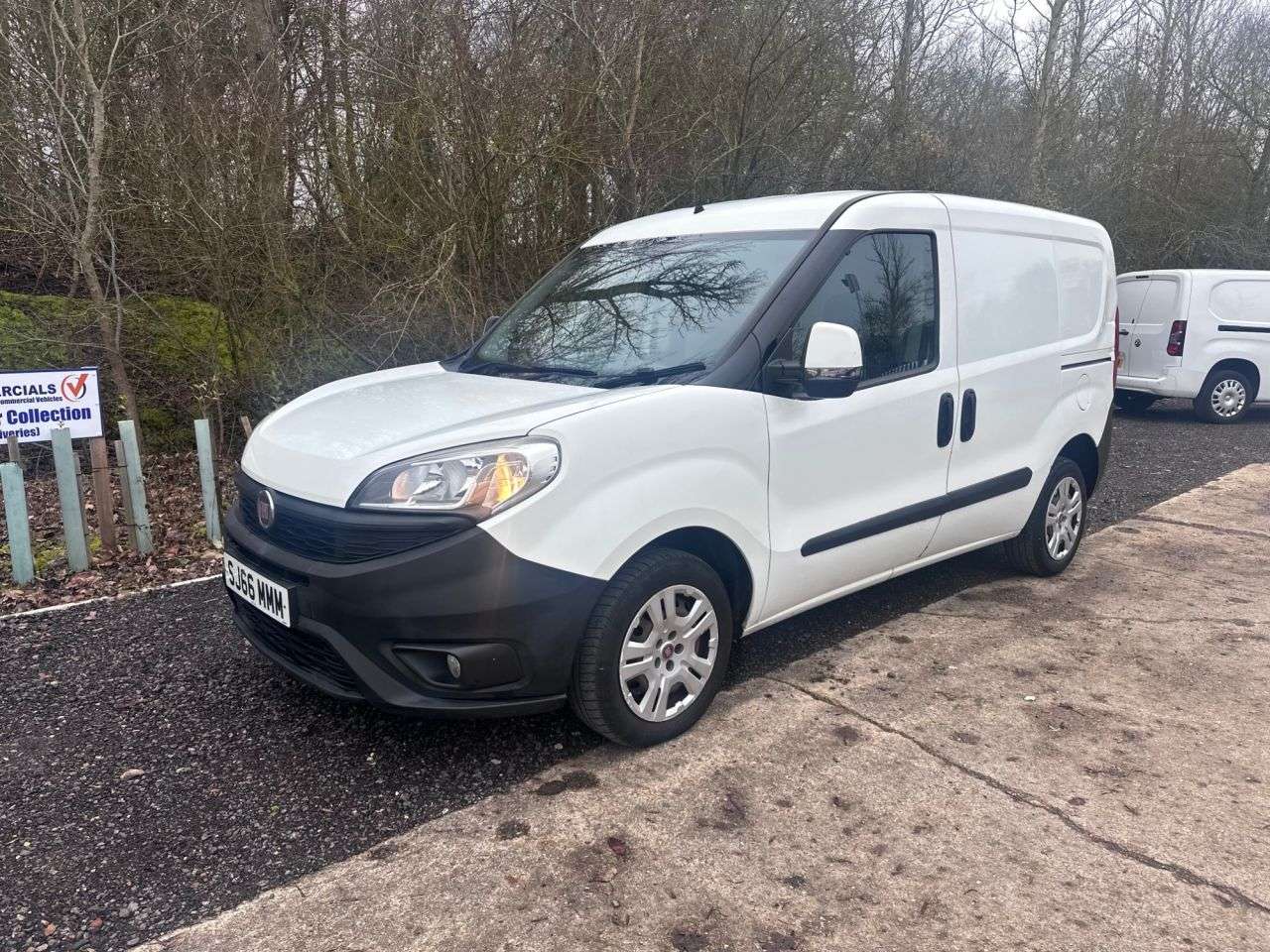 A 2016 FIAT DOBLO 1.3 JTD MultiJet 16v SX Panel Van 4dr Diesel Manual L1 H1 (126 g/km, 90 bhp A 2016 FIAT DOBLO 1.3 JTD MultiJet 16v SX Panel Van 4dr Diesel Manual L1 H1 (126 g/km, 90 bhp