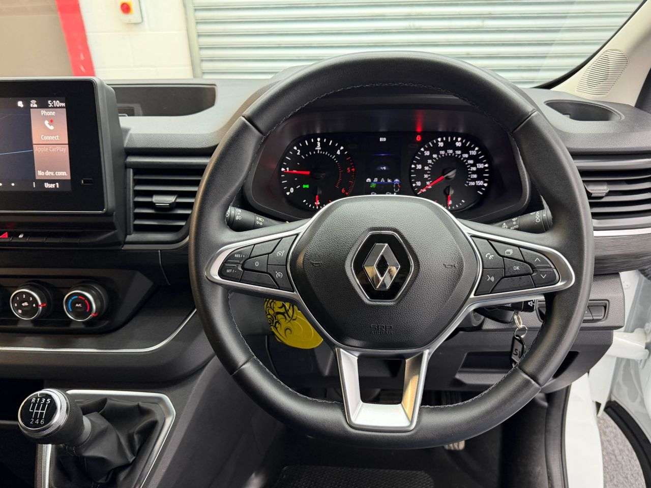 2022 RENAULT TRAFIC 2022 RENAULT TRAFIC