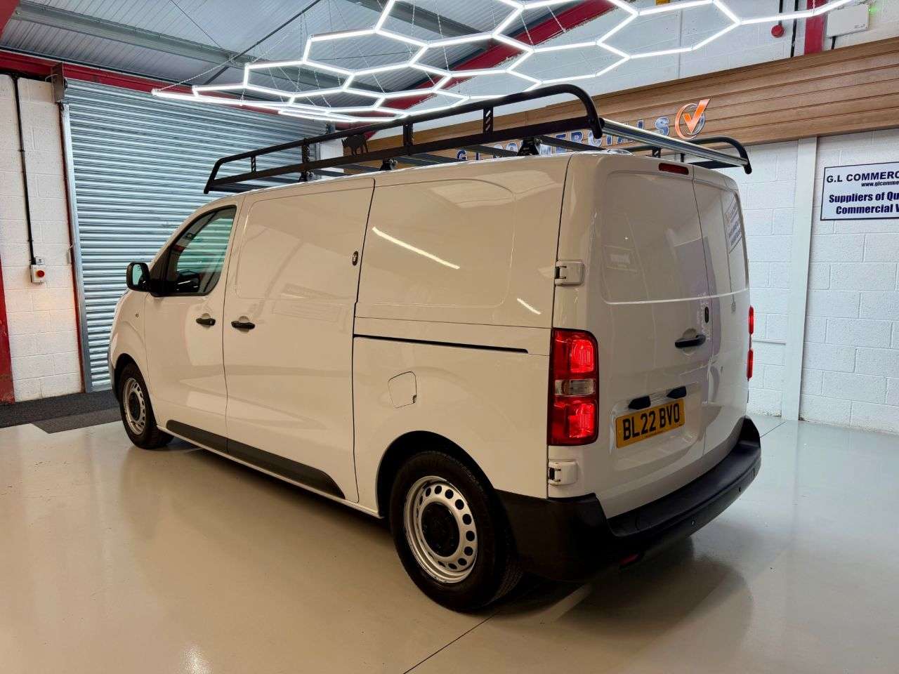 A 2022 PEUGEOT EXPERT 1.5 BlueHDi 1000 Professional Premium MWB * RHINO ROOF RACK * 1 OWNER | EX A 2022 PEUGEOT EXPERT 1.5 BlueHDi 1000 Professional Premium MWB * RHINO ROOF RACK * 1 OWNER | EX