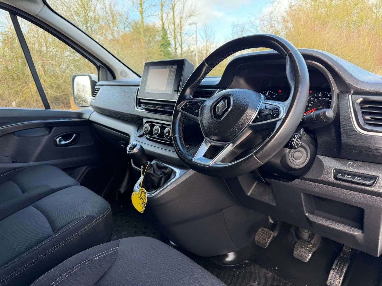 2024 RENAULT TRAFIC 2024 RENAULT TRAFIC