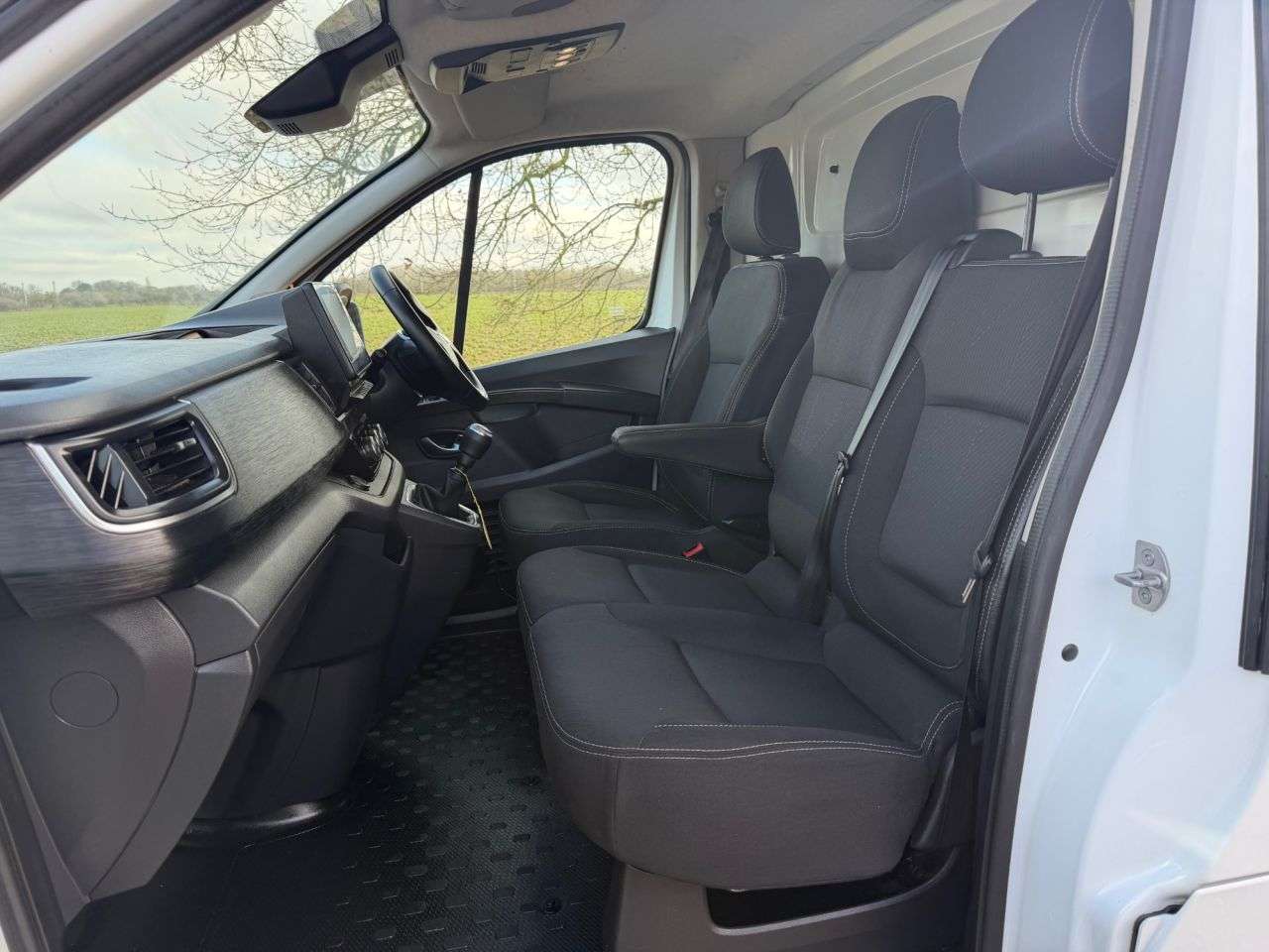 2024 RENAULT TRAFIC 2024 RENAULT TRAFIC