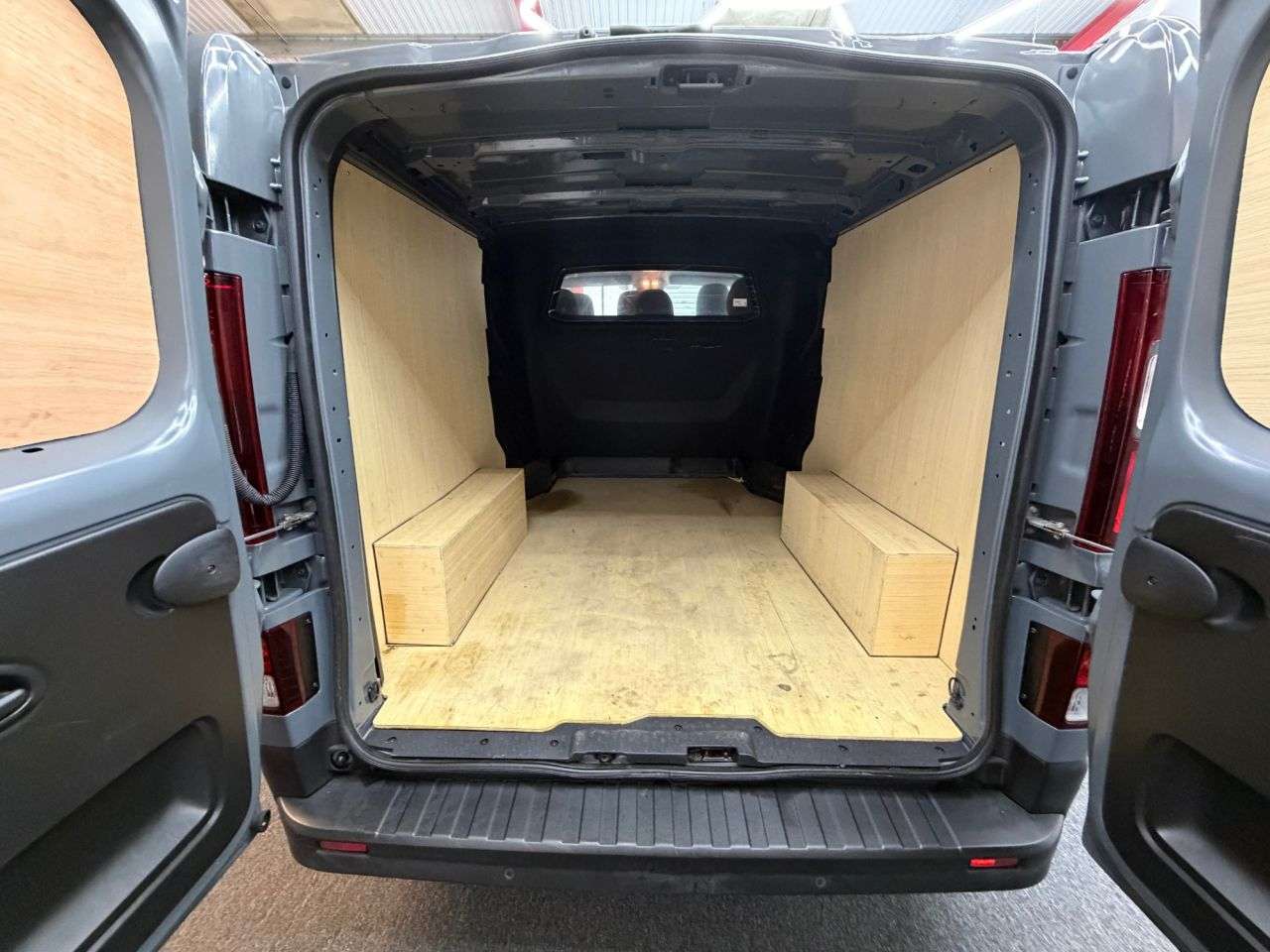 2024 RENAULT TRAFIC 2024 RENAULT TRAFIC