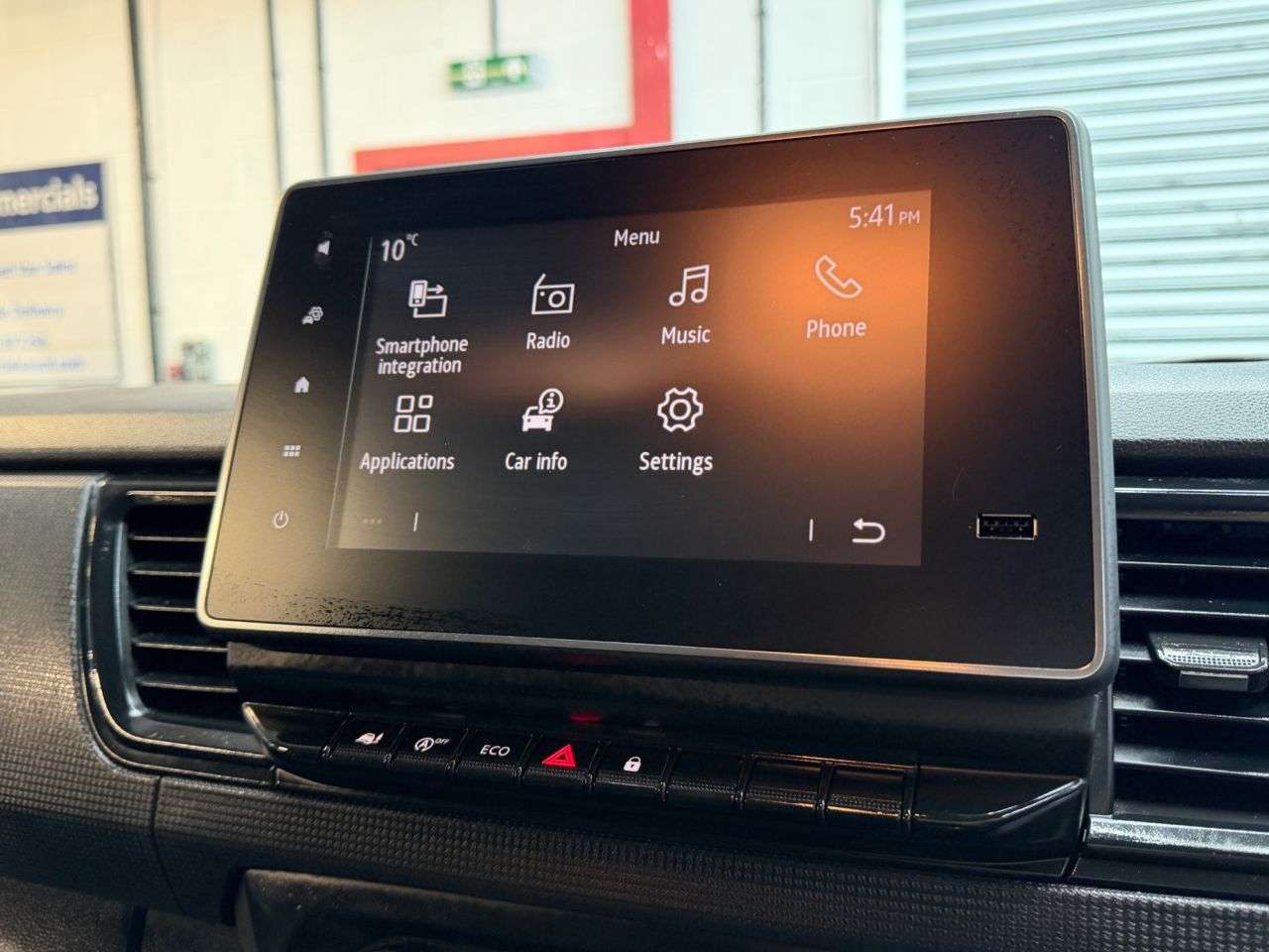 2024 RENAULT TRAFIC 2024 RENAULT TRAFIC