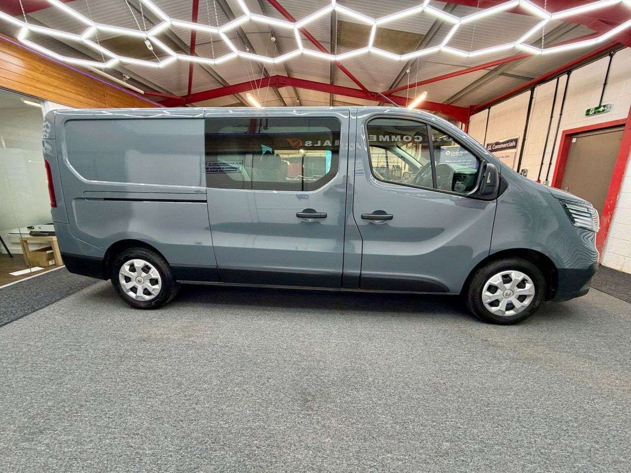 A 2024 RENAULT TRAFIC 2.0 dCi Blue LL30 Advance Crew Van Double Cab 6dr L2 * AIR CONDITIONIONG * A 2024 RENAULT TRAFIC 2.0 dCi Blue LL30 Advance Crew Van Double Cab 6dr L2 * AIR CONDITIONIONG *