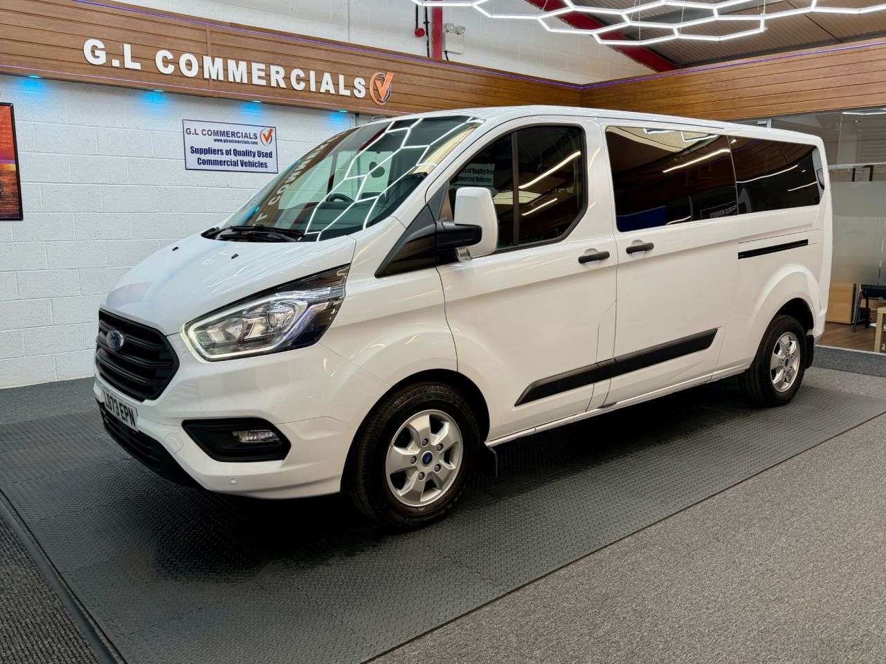 A 2023 FORD TRANSIT CUSTOM Minibus 2.0 320 EcoBlue Trend Kombi Double Cab Auto L2 H1 * AUTOMATIC * AIR A 2023 FORD TRANSIT CUSTOM Minibus 2.0 320 EcoBlue Trend Kombi Double Cab Auto L2 H1 * AUTOMATIC * AIR
