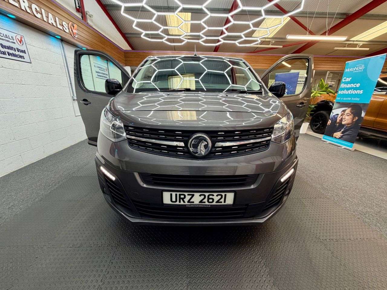 A 2022 VAUXHALL VIVARO 1.5 Turbo D 2700 Sportive L1 H1 Euro 6 * 29,999 SPORTIVE * 2 OWNER | EX FLE A 2022 VAUXHALL VIVARO 1.5 Turbo D 2700 Sportive L1 H1 Euro 6 * 29,999 SPORTIVE * 2 OWNER | EX FLE