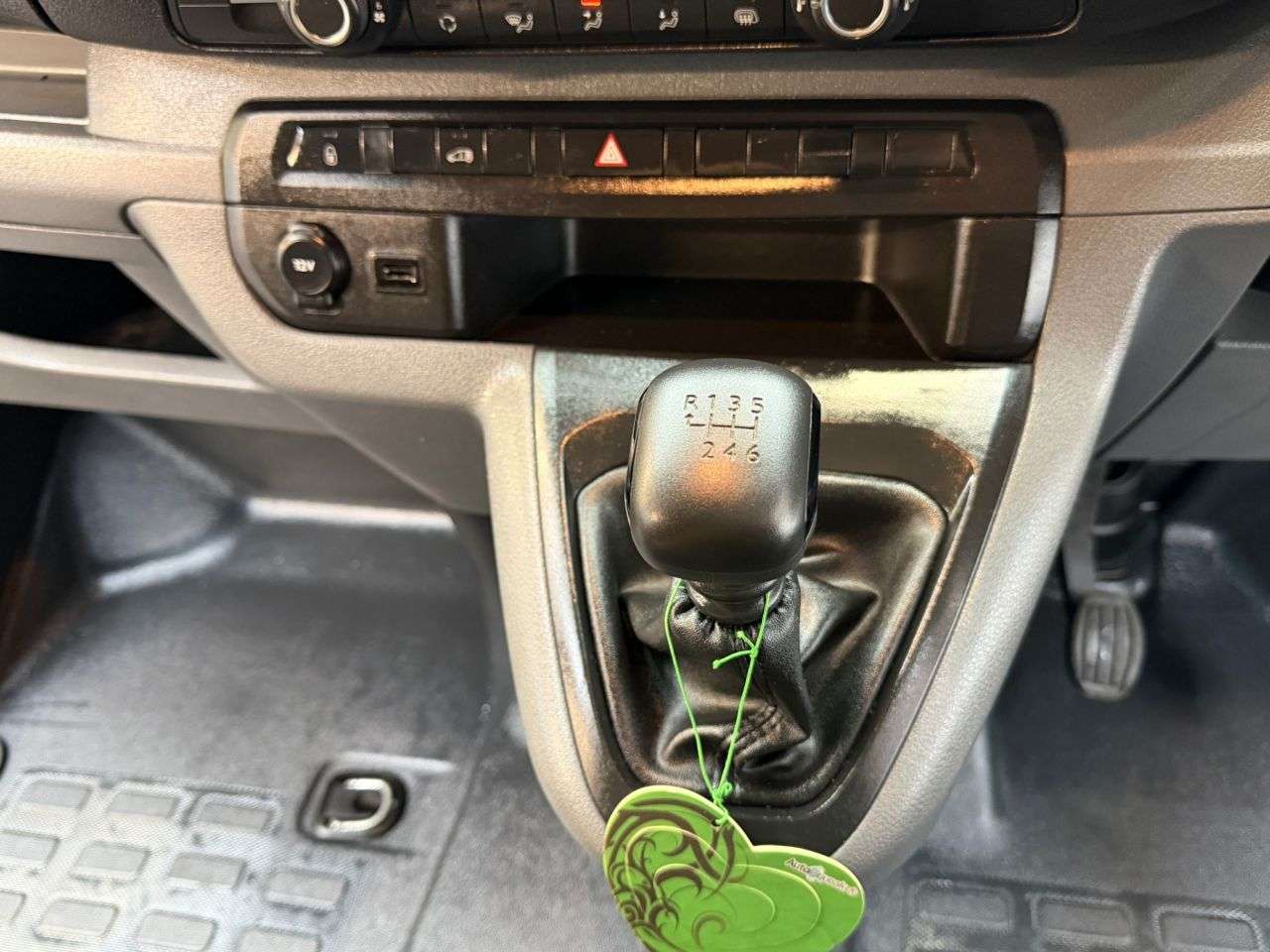 2022 VAUXHALL VIVARO 2022 VAUXHALL VIVARO