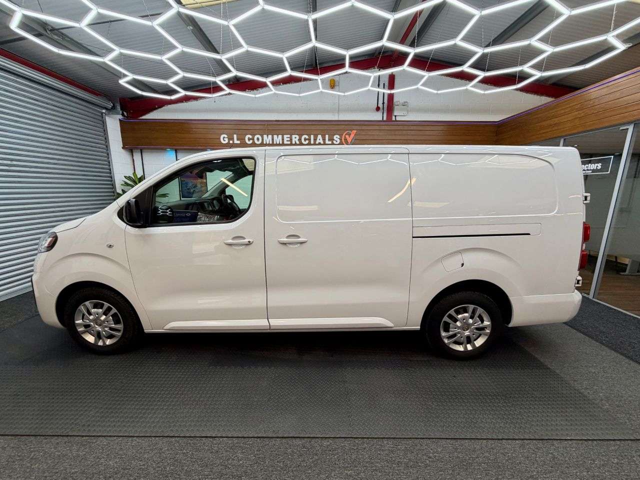 A 2023 VAUXHALL VIVARO 1.5 Turbo D 2900 Sportive L2 LWB Euro 6 * 20,899 SPORTIVE * 1 OWNER | EX FL A 2023 VAUXHALL VIVARO 1.5 Turbo D 2900 Sportive L2 LWB Euro 6 * 20,899 SPORTIVE * 1 OWNER | EX FL