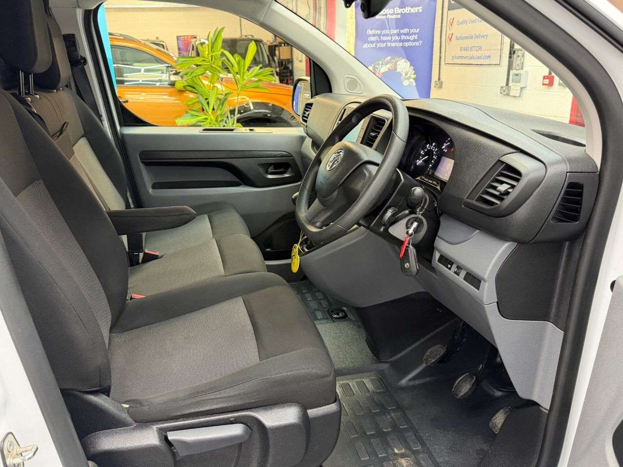 2023 VAUXHALL VIVARO 2023 VAUXHALL VIVARO