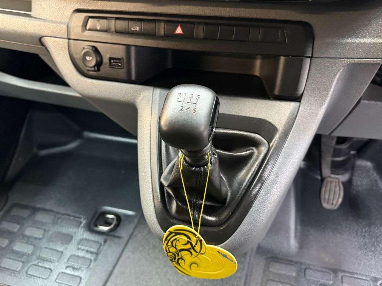 2023 VAUXHALL VIVARO 2023 VAUXHALL VIVARO