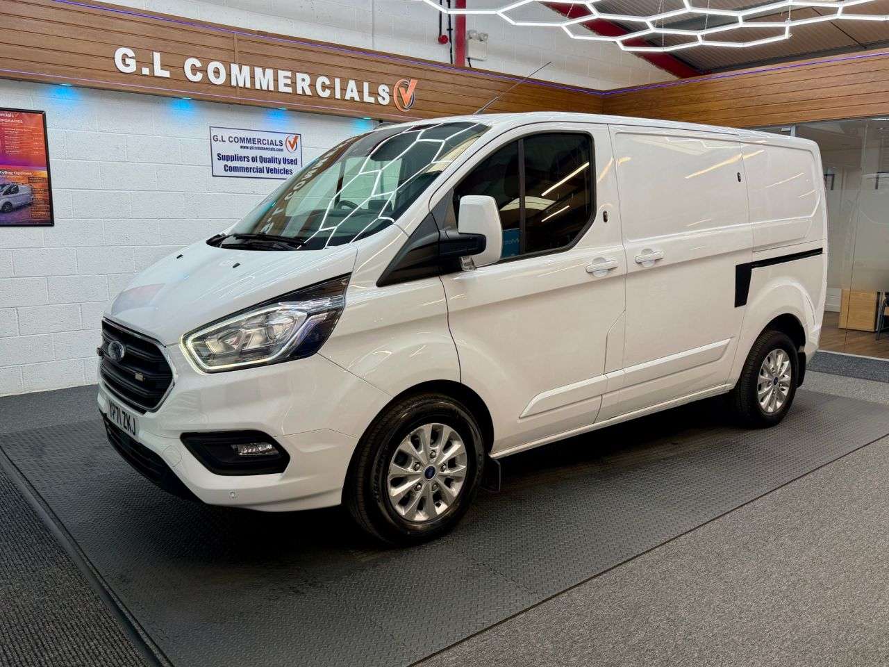 A 2021 FORD TRANSIT CUSTOM 2.0 300 EcoBlue Limited L1 H1 * 25,372 APPLE CAR PLAY * 1 OWNER | EX FLEET A 2021 FORD TRANSIT CUSTOM 2.0 300 EcoBlue Limited L1 H1 * 25,372 APPLE CAR PLAY * 1 OWNER | EX FLEET