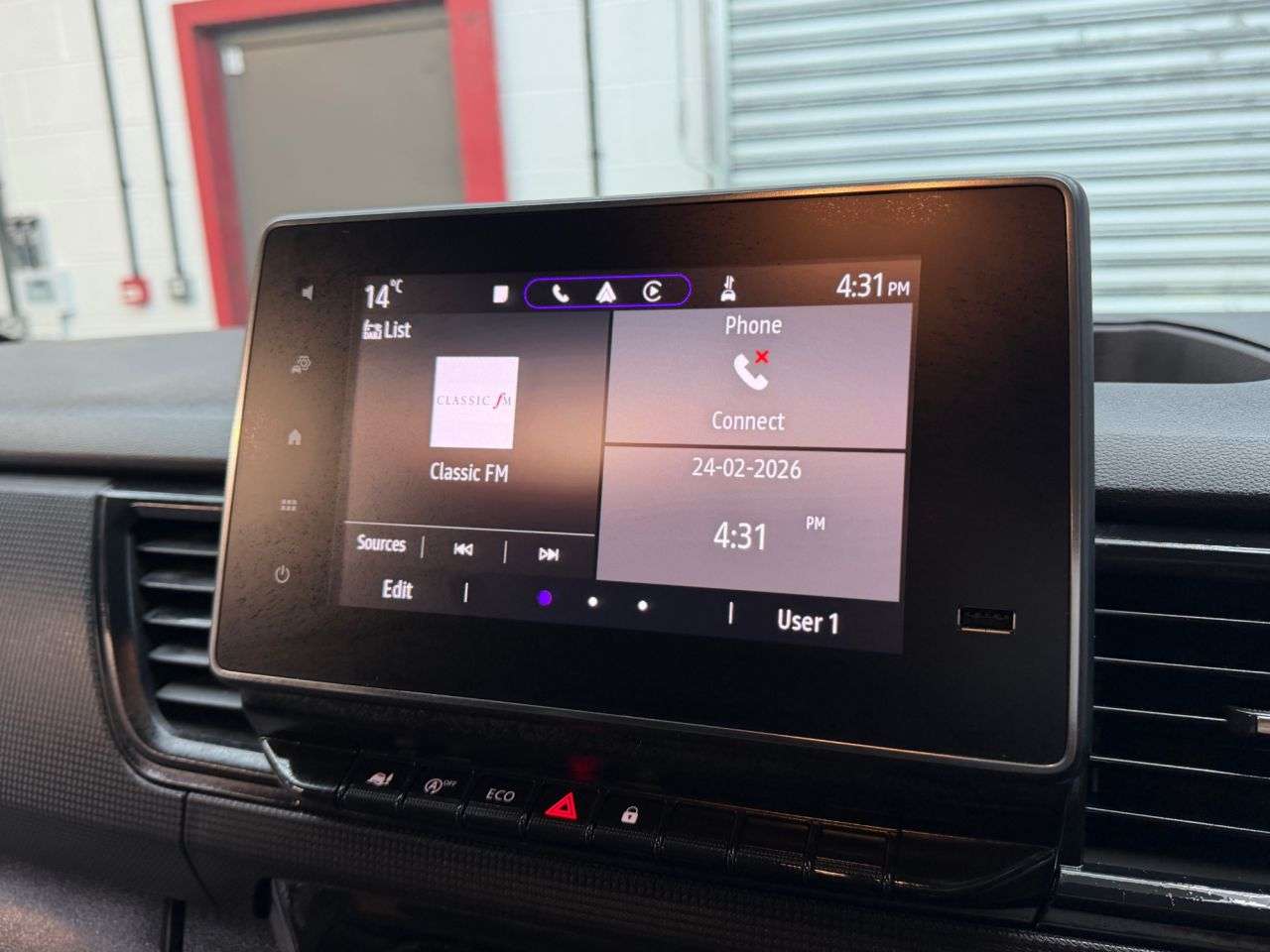 2024 RENAULT TRAFIC 2024 RENAULT TRAFIC