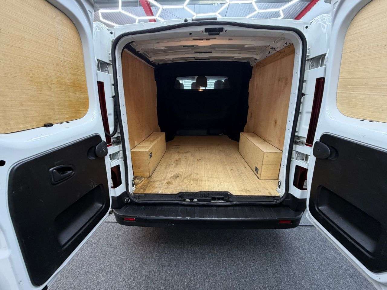 2024 RENAULT TRAFIC 2024 RENAULT TRAFIC