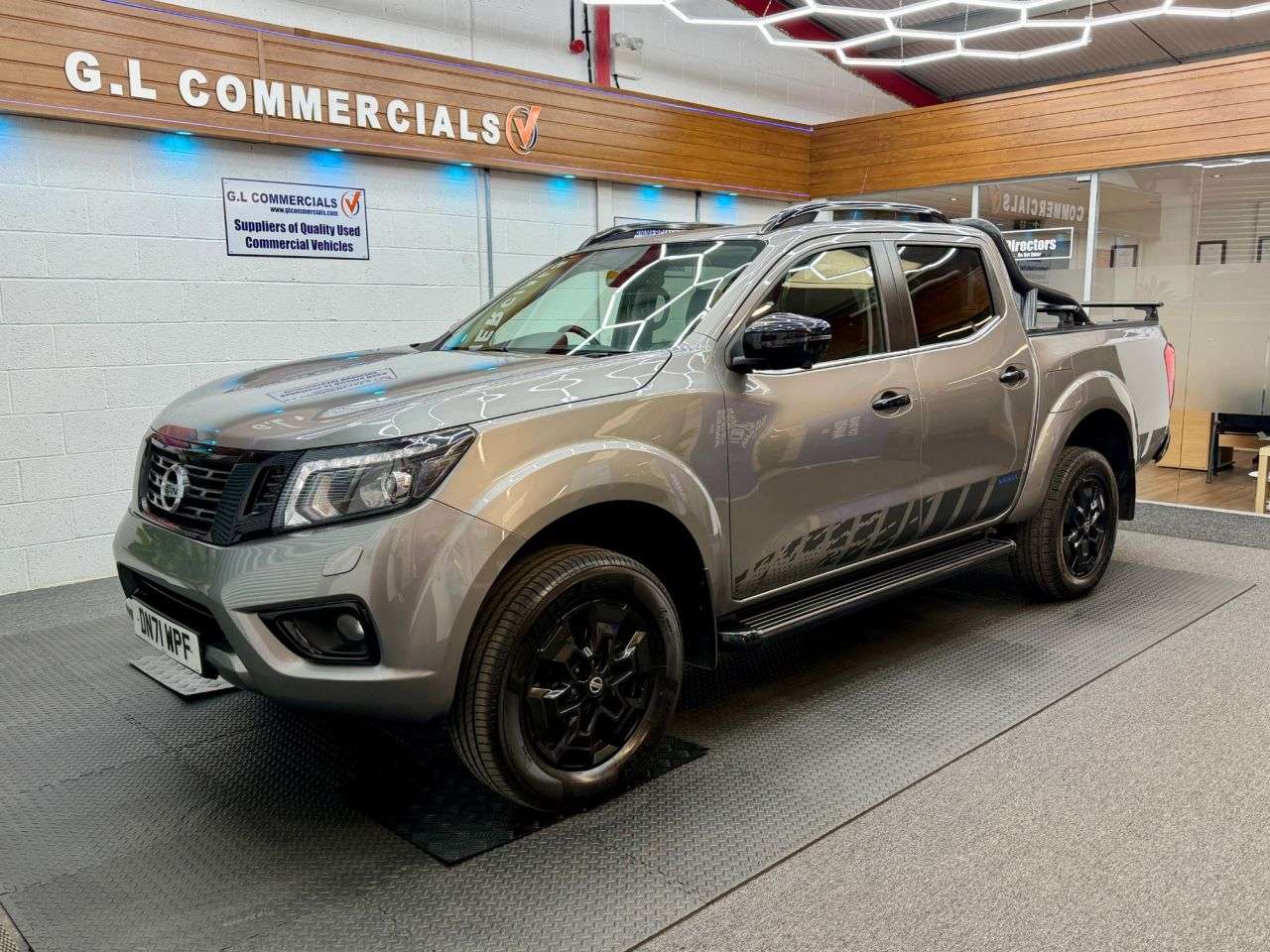 A 2021 NISSAN NAVARA 2.3 dCi N-Guard Pickup Double Cab Auto 4WD Euro 6 * 35,537 AUTOMATIC * 3 SE A 2021 NISSAN NAVARA 2.3 dCi N-Guard Pickup Double Cab Auto 4WD Euro 6 * 35,537 AUTOMATIC * 3 SE
