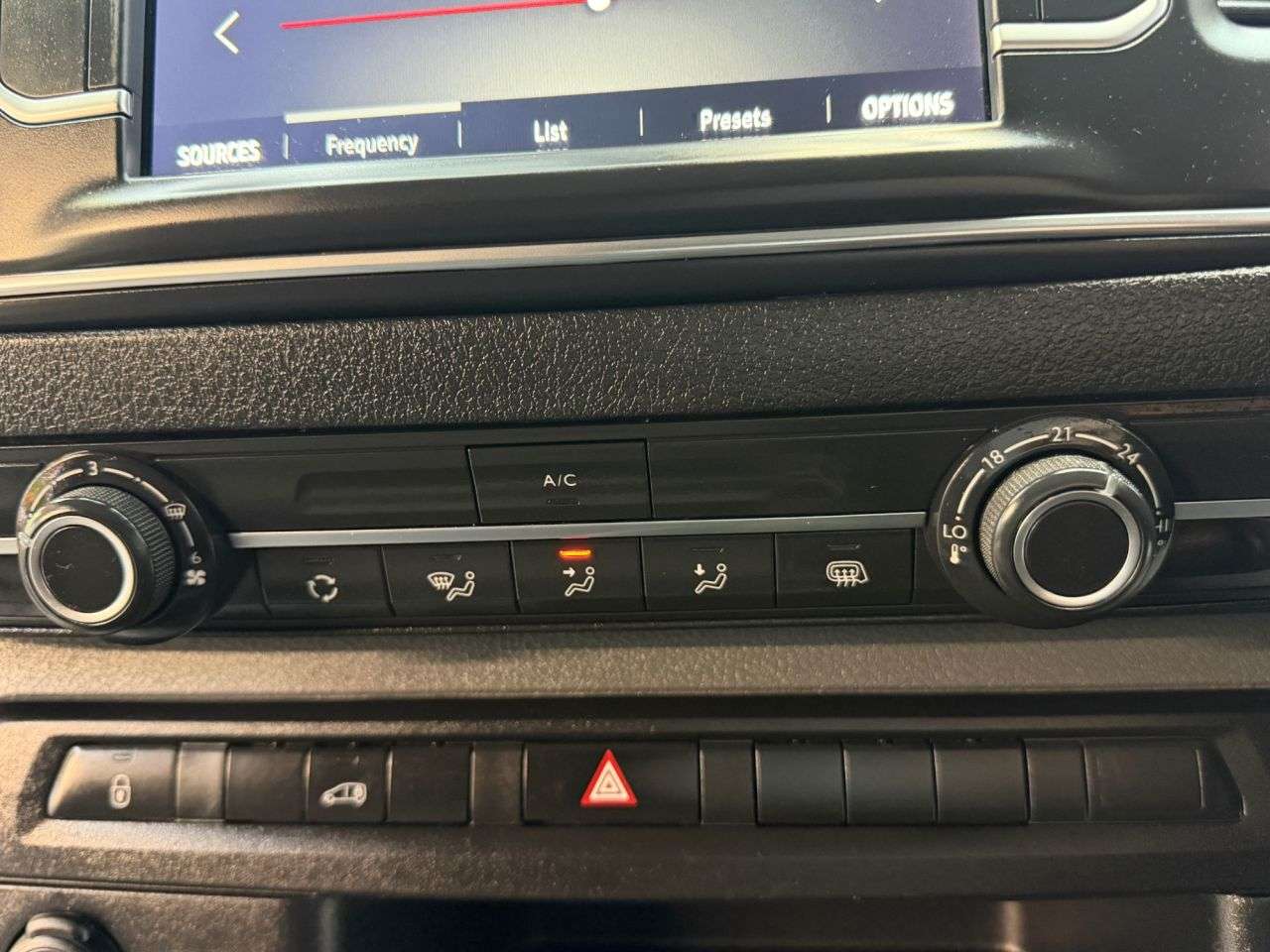 2021 VAUXHALL VIVARO 2021 VAUXHALL VIVARO