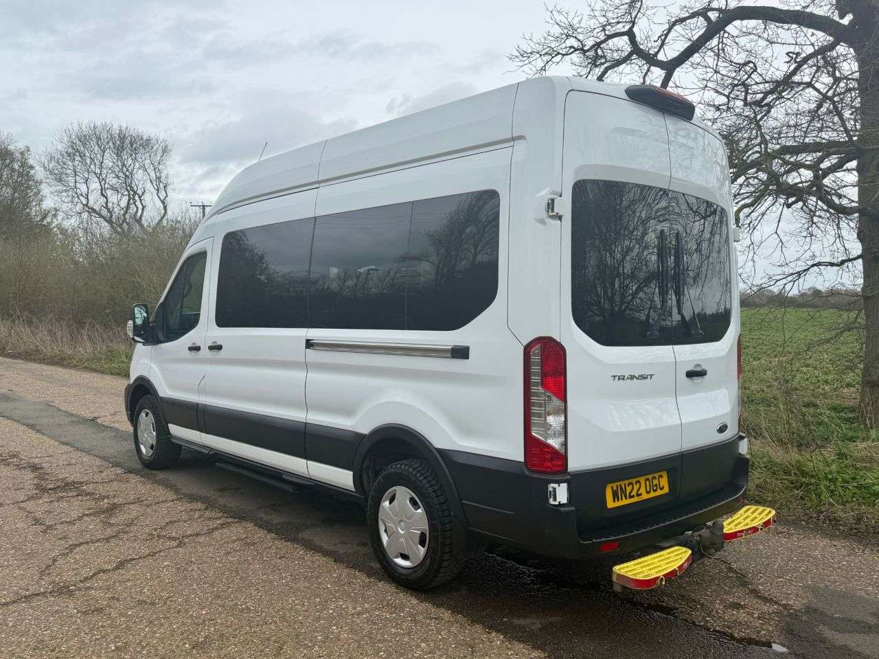 A 2022 FORD TRANSIT Minibus 2.0 410 EcoBlue Trend Minibus RWD L3 H3 15 Seat * AIR CON TOW BAR * A 2022 FORD TRANSIT Minibus 2.0 410 EcoBlue Trend Minibus RWD L3 H3 15 Seat * AIR CON TOW BAR *