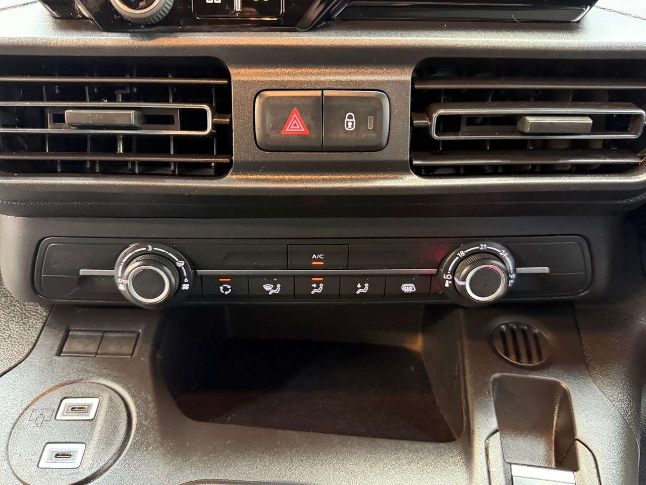 2024 VAUXHALL COMBO 2024 VAUXHALL COMBO