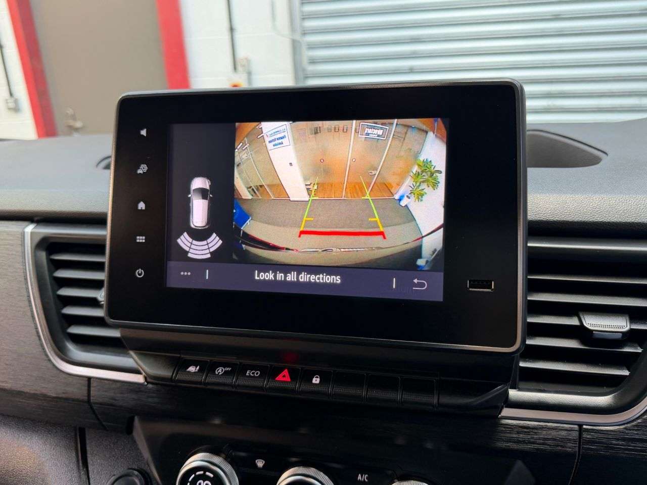 2023 RENAULT TRAFIC 2023 RENAULT TRAFIC