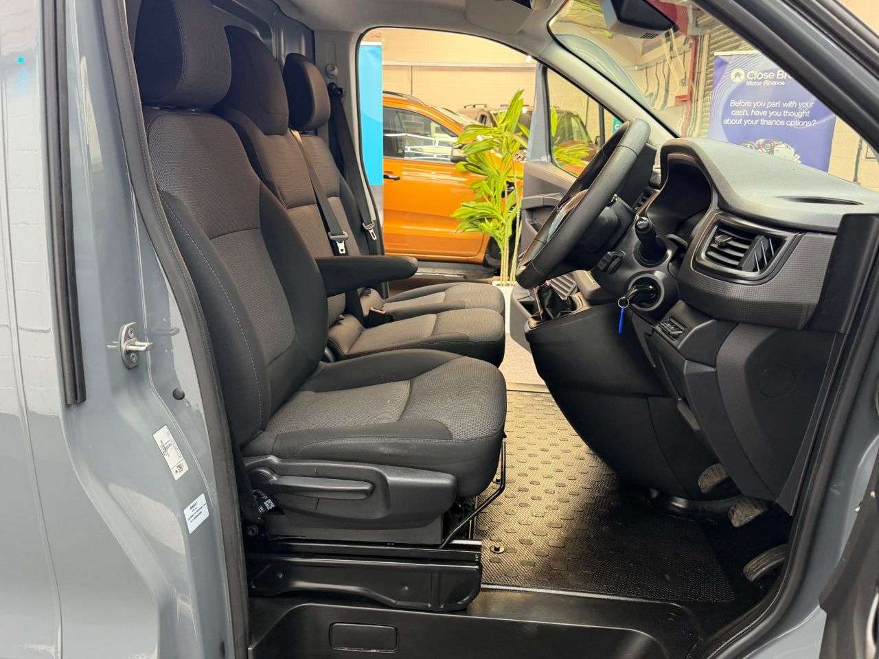 2023 RENAULT TRAFIC 2023 RENAULT TRAFIC