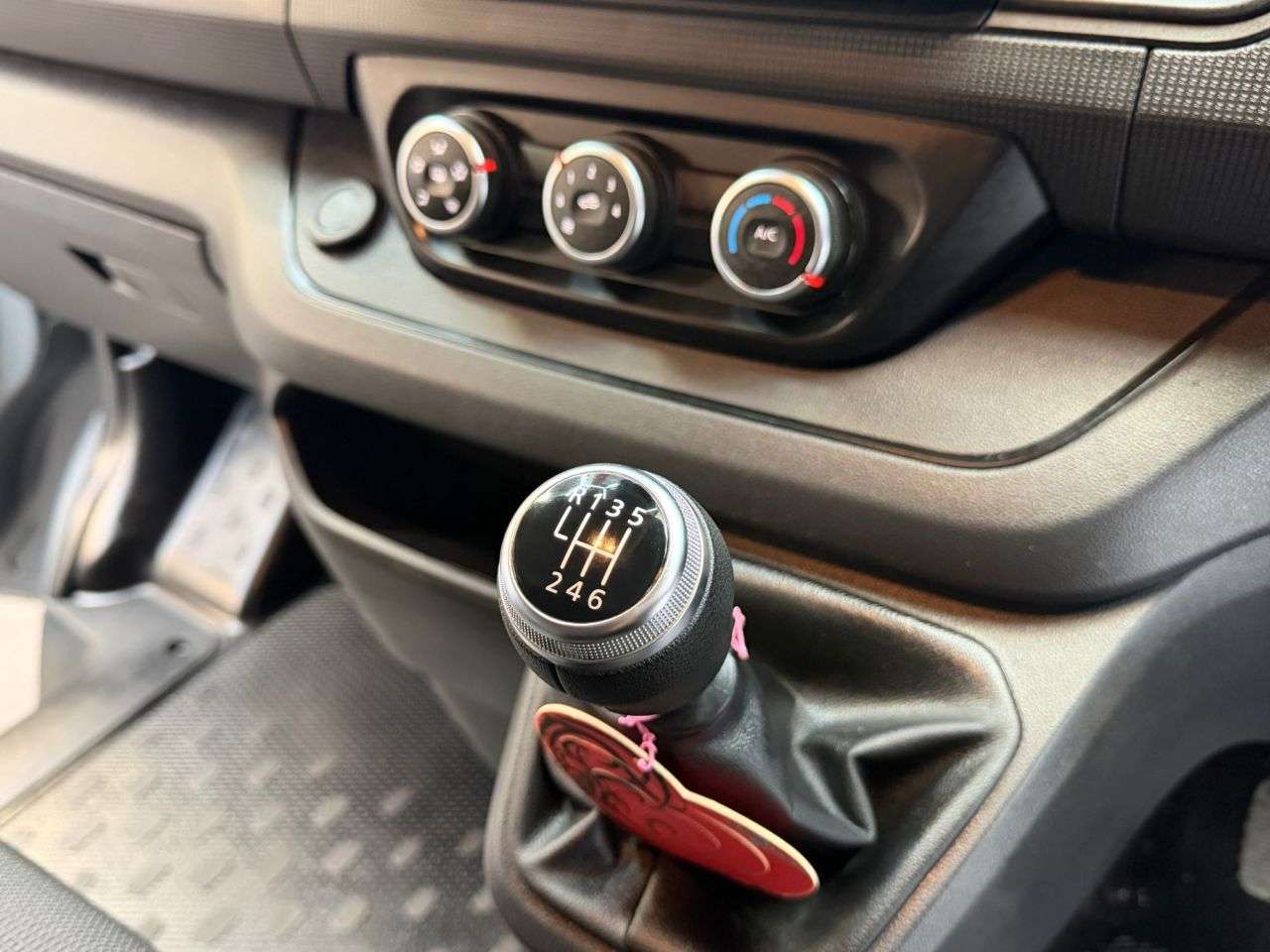 2023 RENAULT TRAFIC 2023 RENAULT TRAFIC