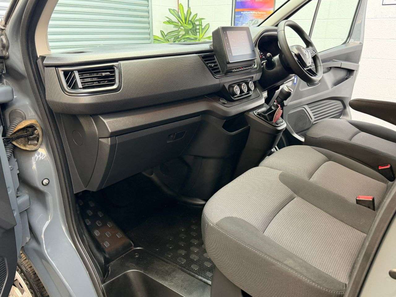 2023 RENAULT TRAFIC 2023 RENAULT TRAFIC