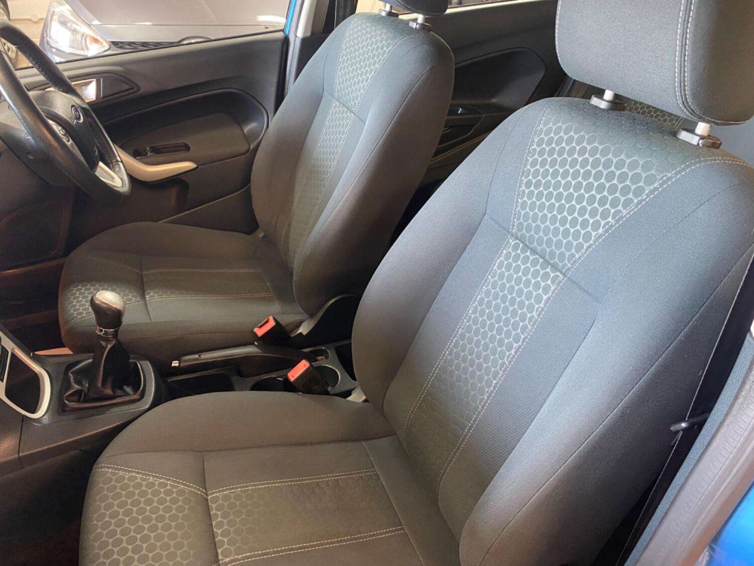 2011 FORD FIESTA 2011 FORD FIESTA