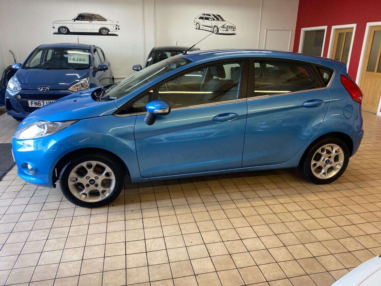 2011 FORD FIESTA 2011 FORD FIESTA