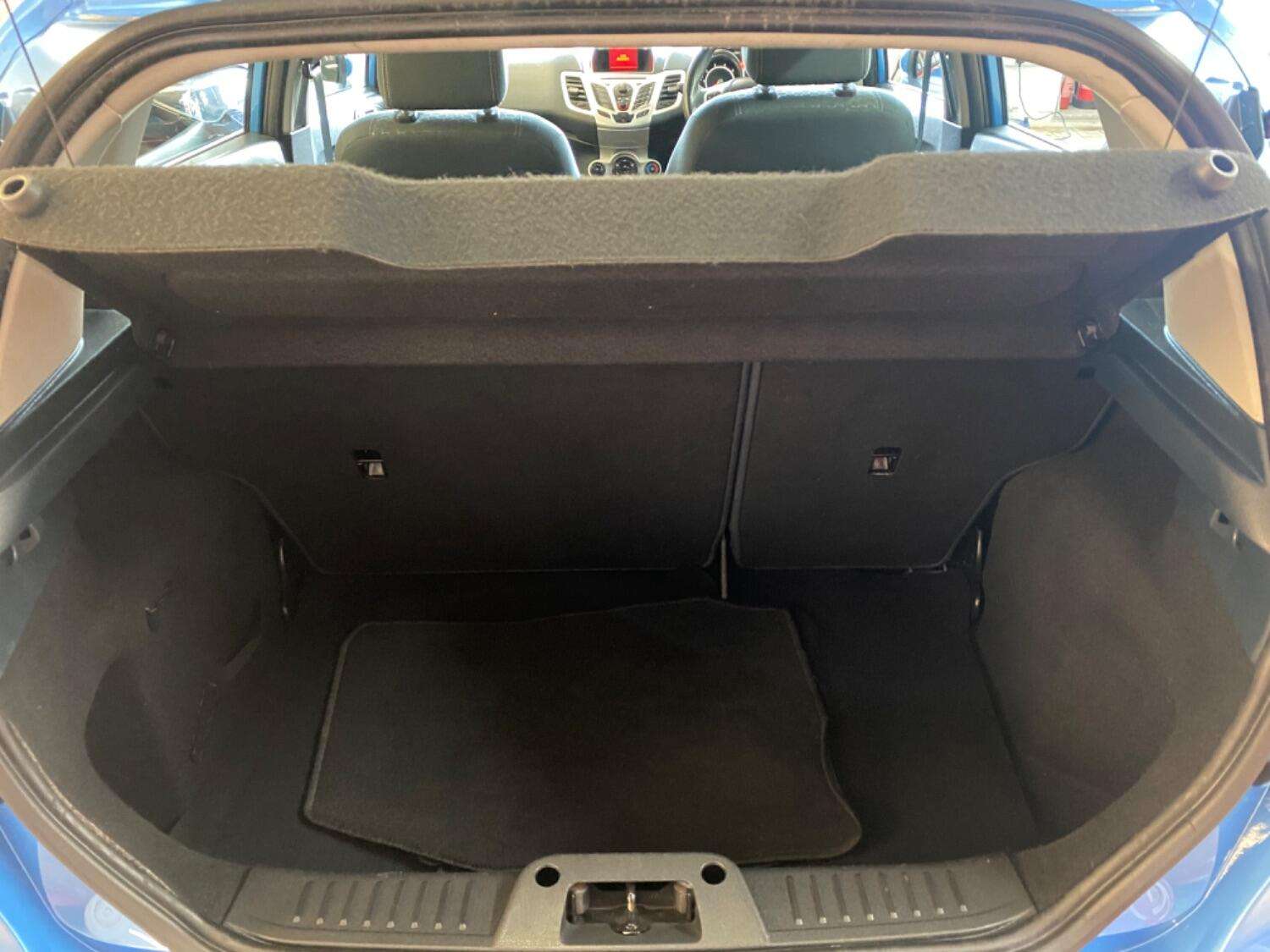 2011 FORD FIESTA 2011 FORD FIESTA