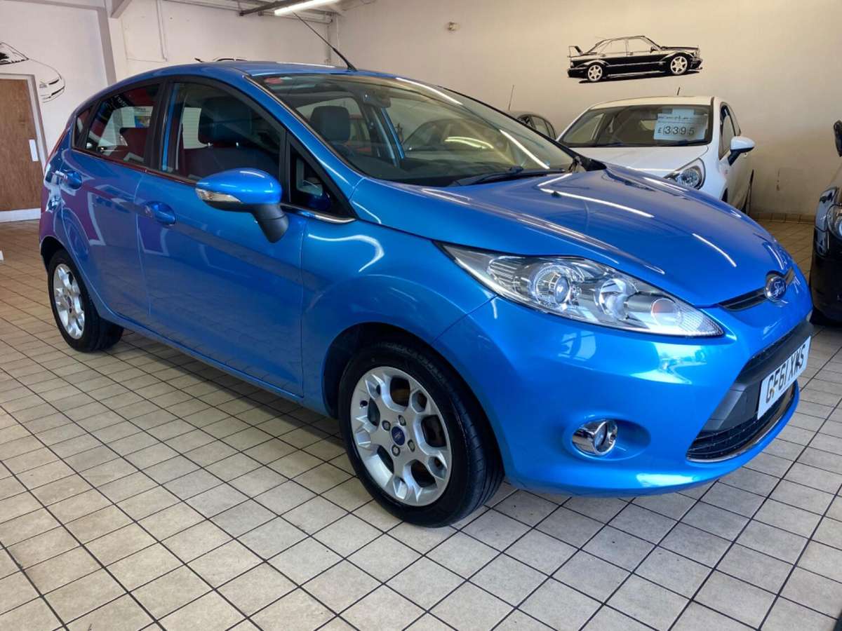 Check out this Ford Fiesta 2011 Petrol Manual