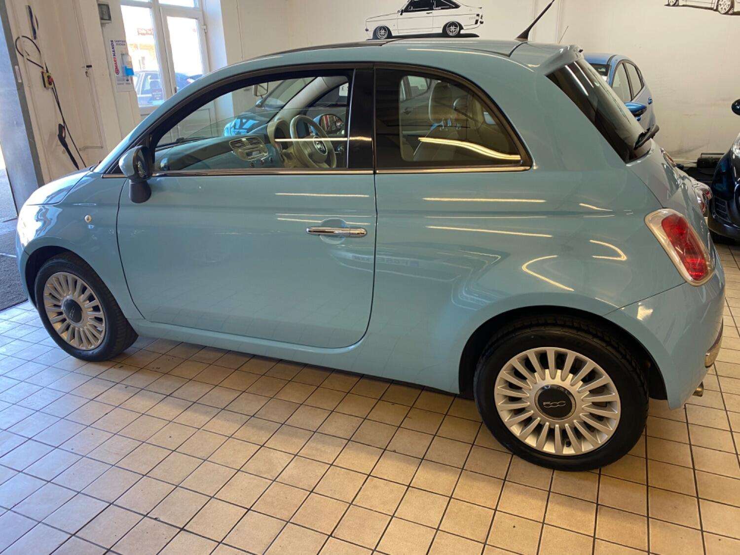 2012 FIAT 500 2012 FIAT 500