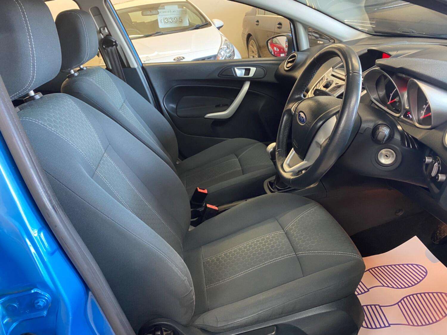 2011 FORD FIESTA 2011 FORD FIESTA